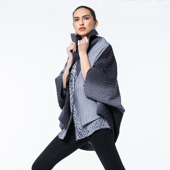 Kiss of the Wolf Rita Jacket Medium - Picture 2 of 8